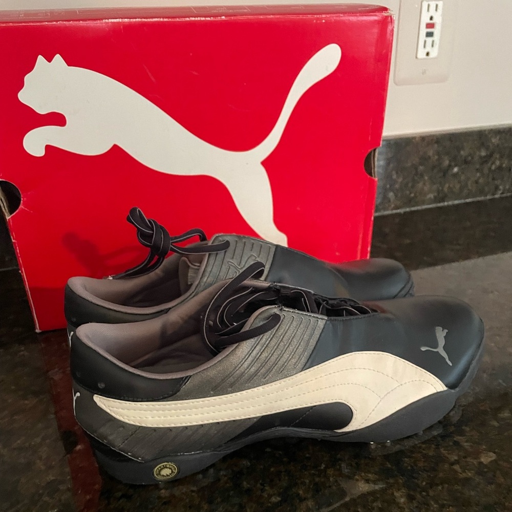PUMA women’s Golf Shoe NEW